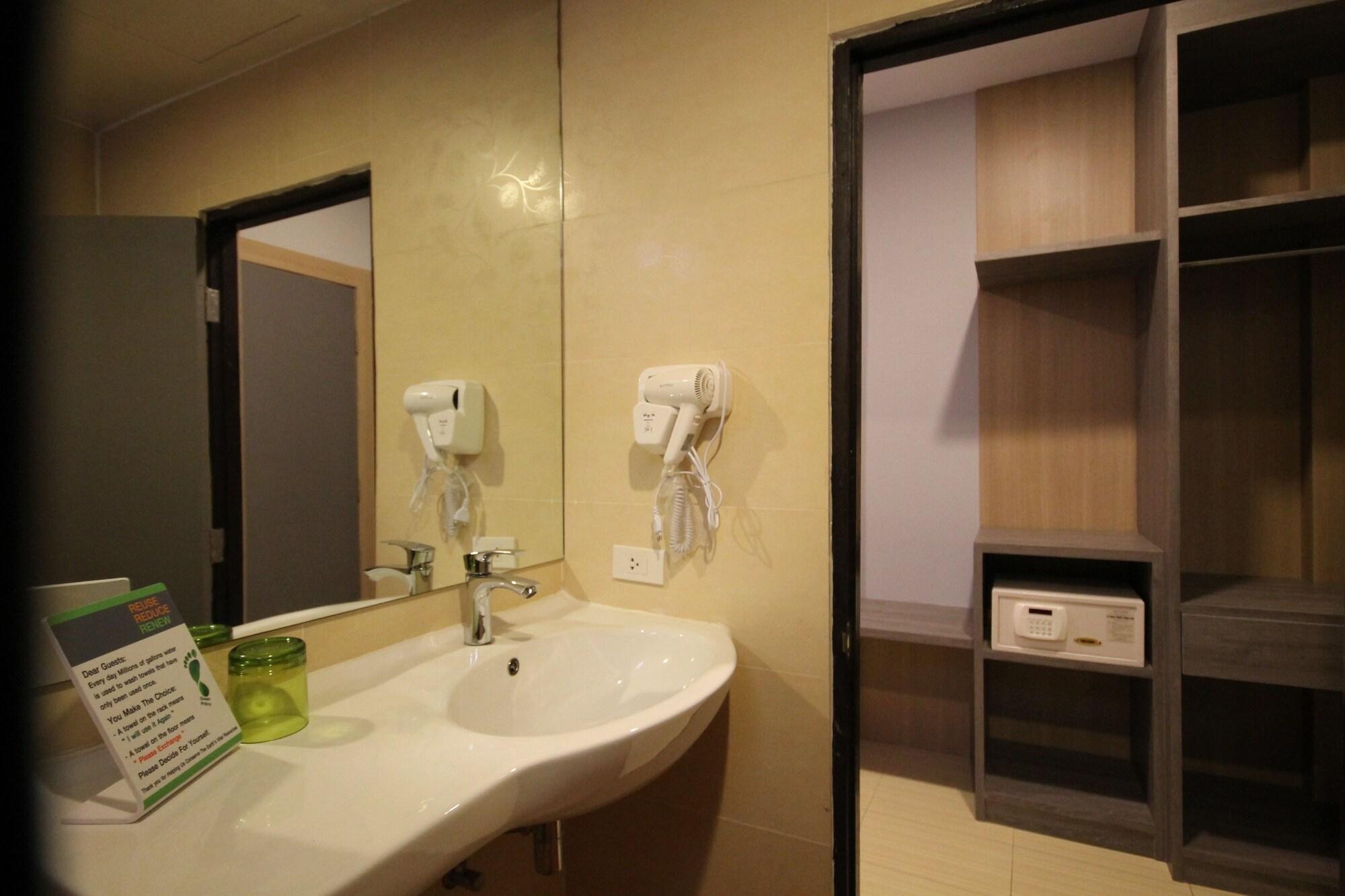 Silver Hotel 3*