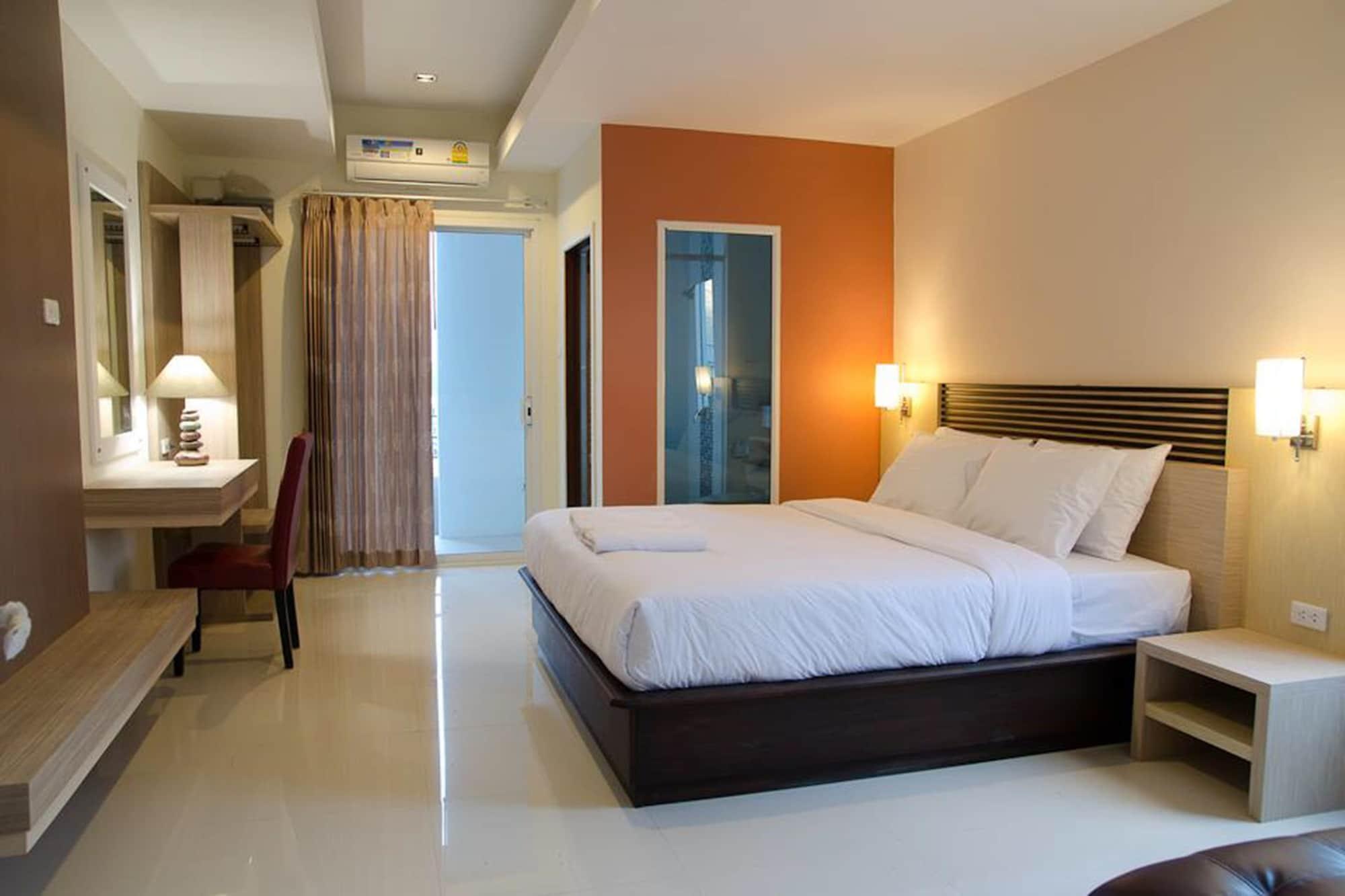 And Hotel 3*