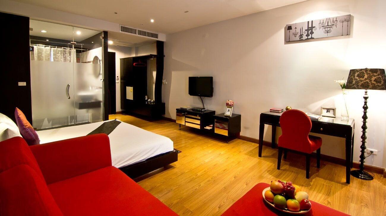 Glitz Hotel 3*