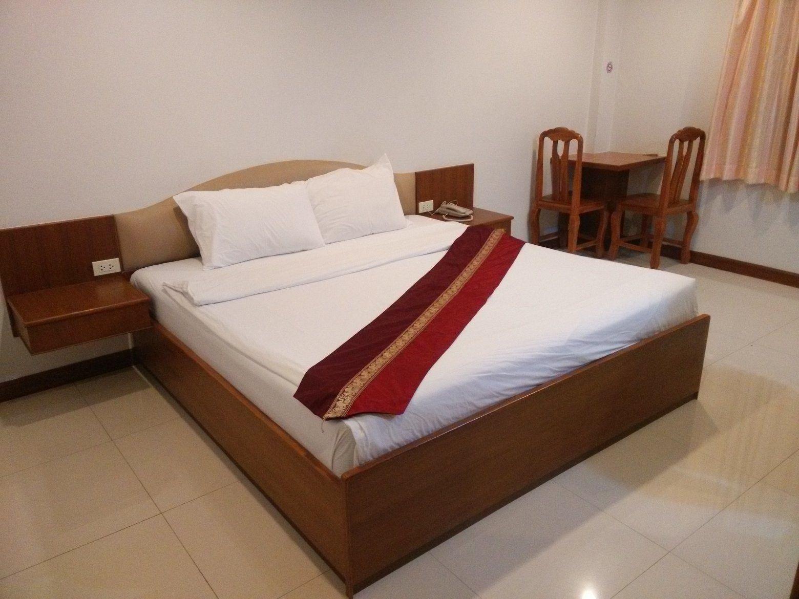 Hotel P.n. Gold Chonburi