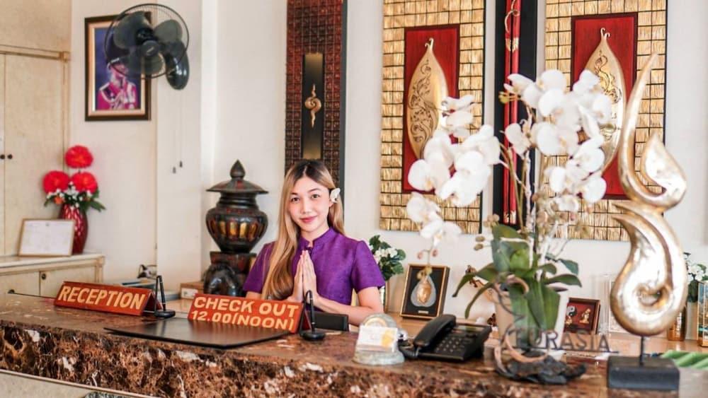 Eurasia Boutique Hotel 3*