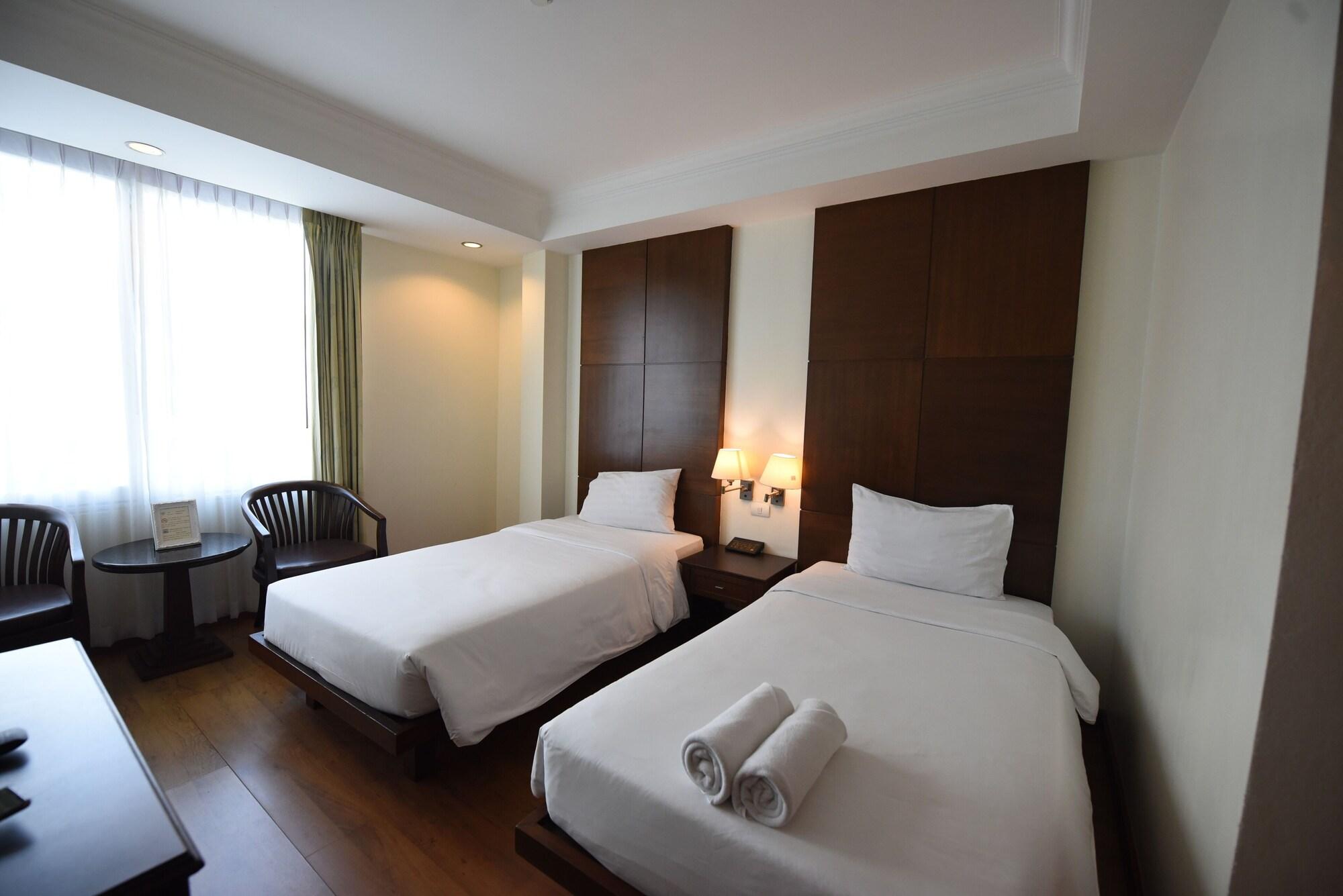 Hotel Fresh 3*