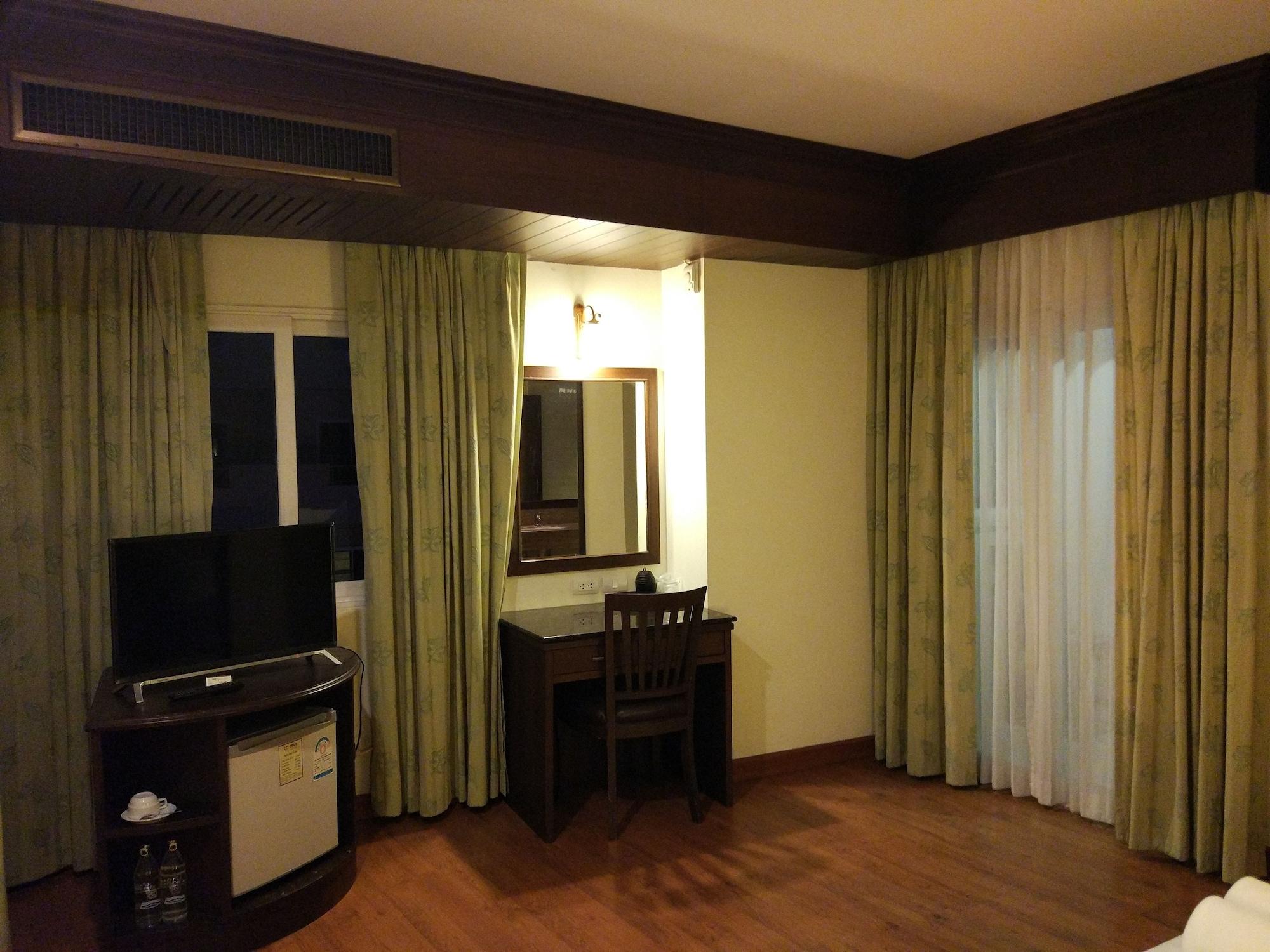 Fresh Hotel 3*