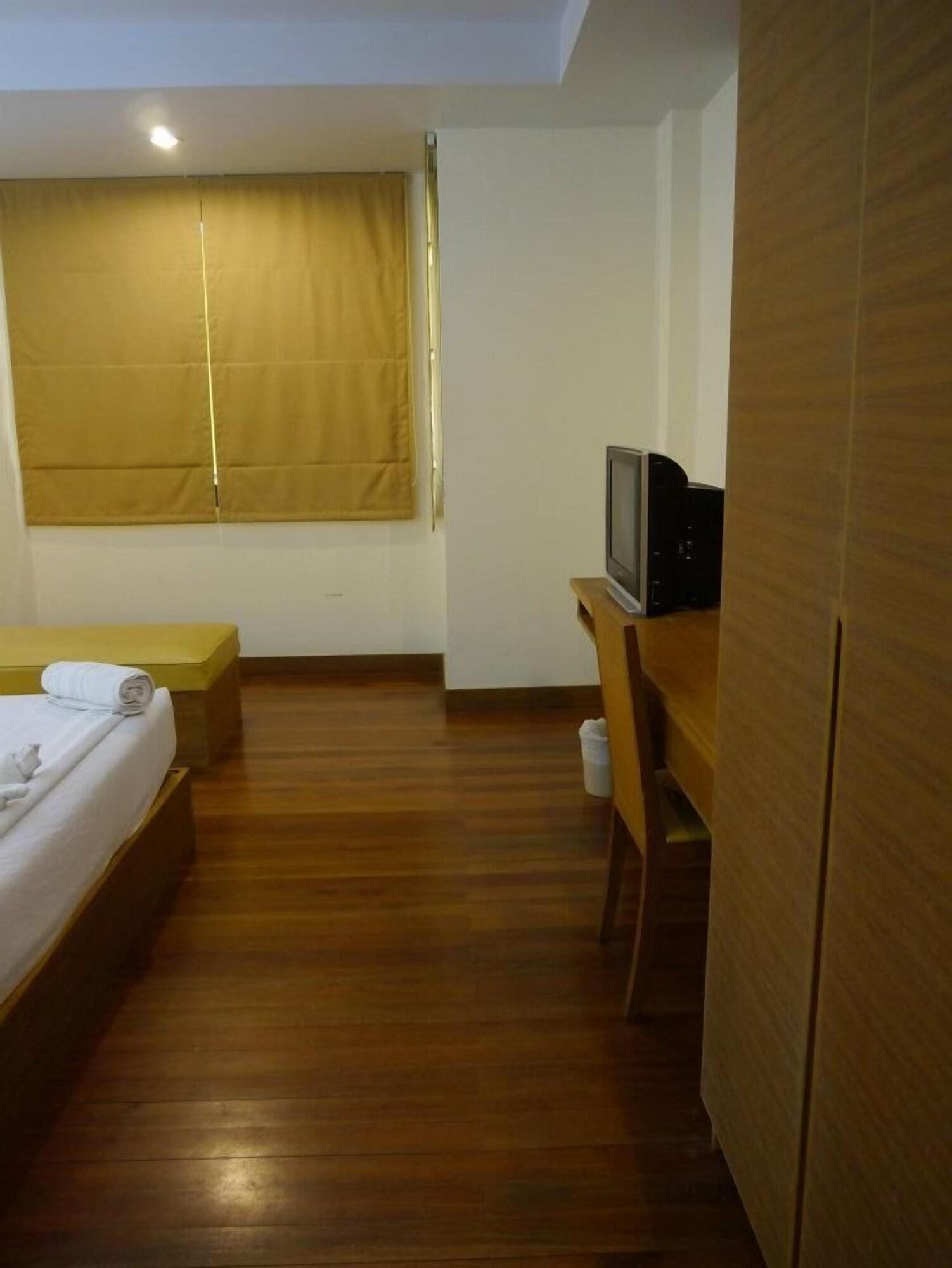 Inn Baan Saikao Plaza & Service 2*