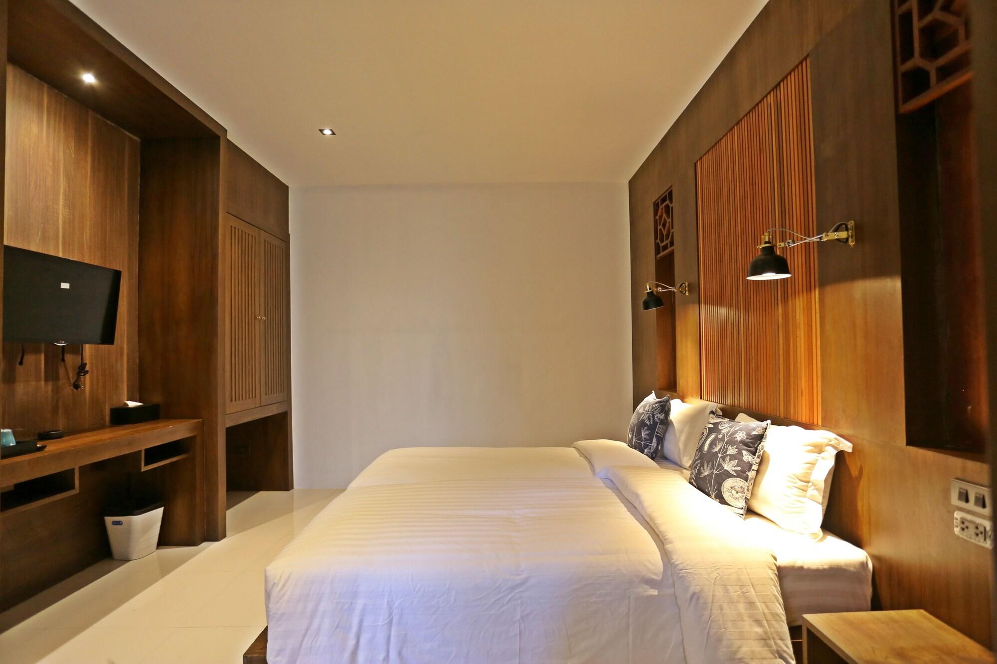 Tangren Samui * Maret