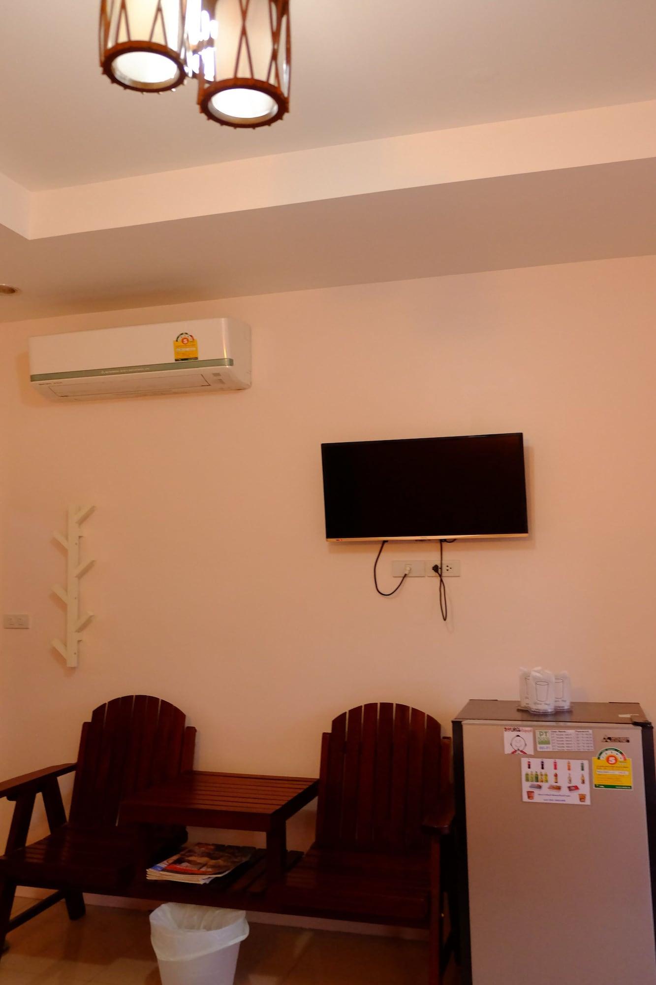 Hotel Pt House Rayong