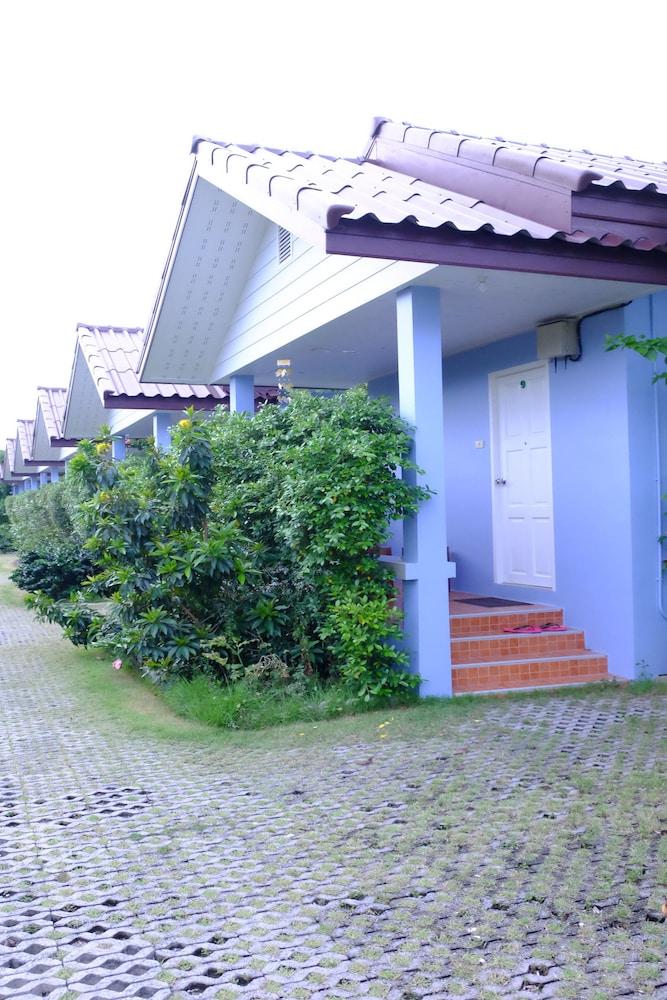 Hotel Pt House Rayong