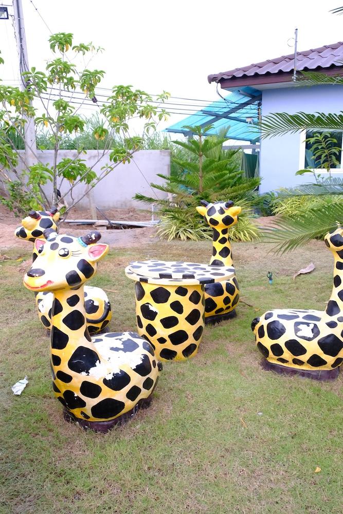 Hotel Pt House Rayong