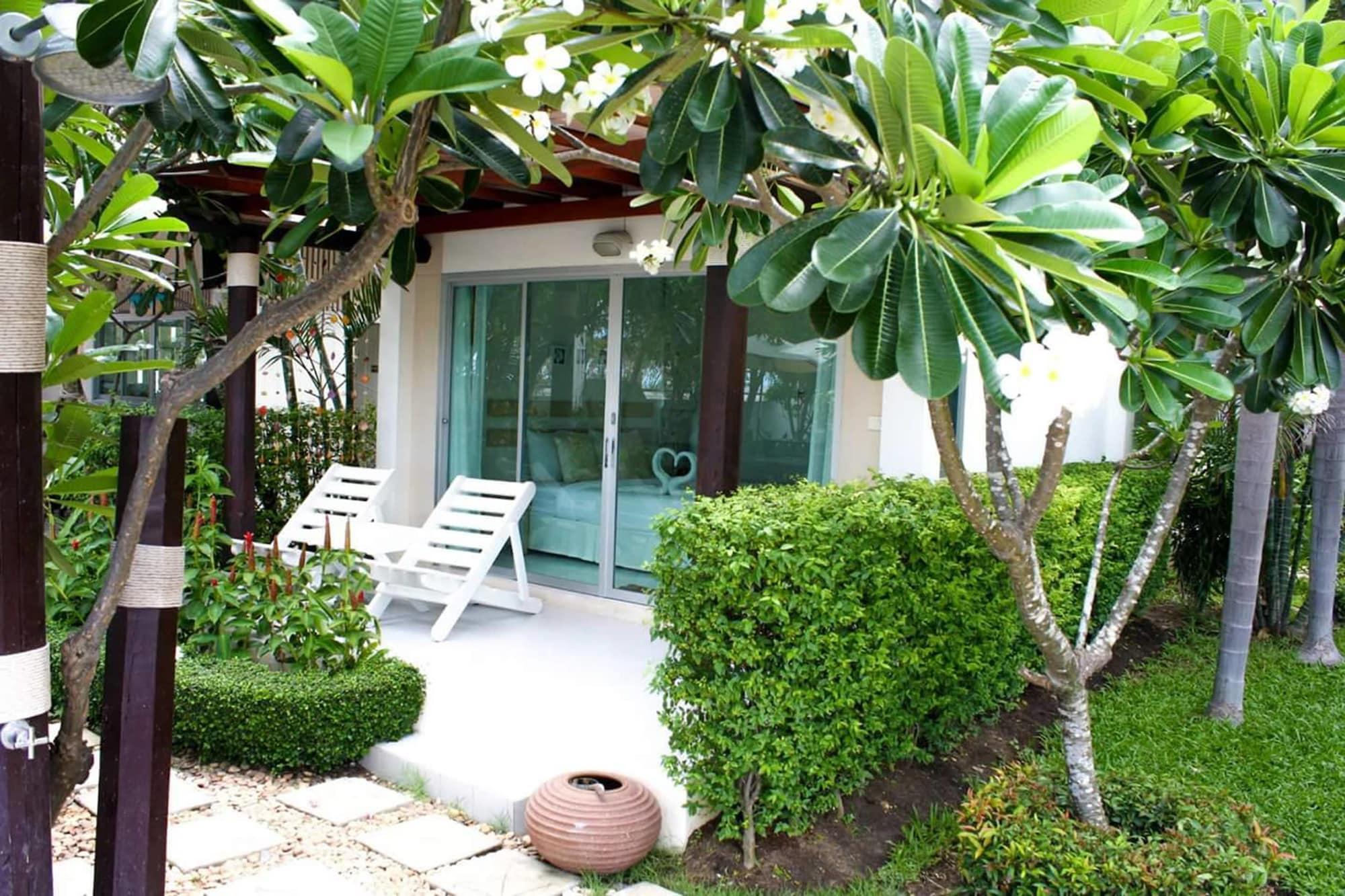 Chez Nous Boutique Hotel Haad Chao Samran