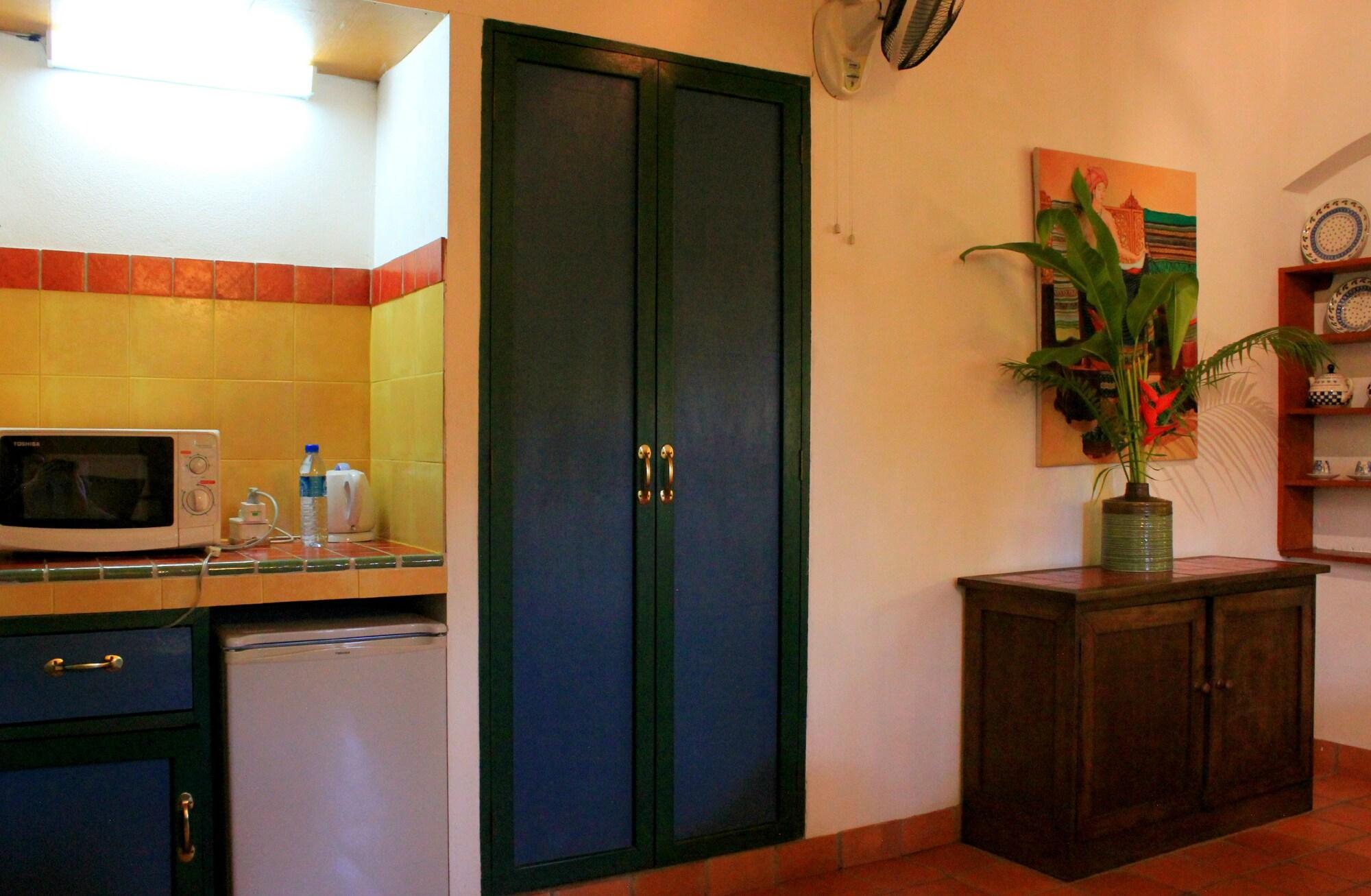 Hotel Secret Garden Chiangmai 2*