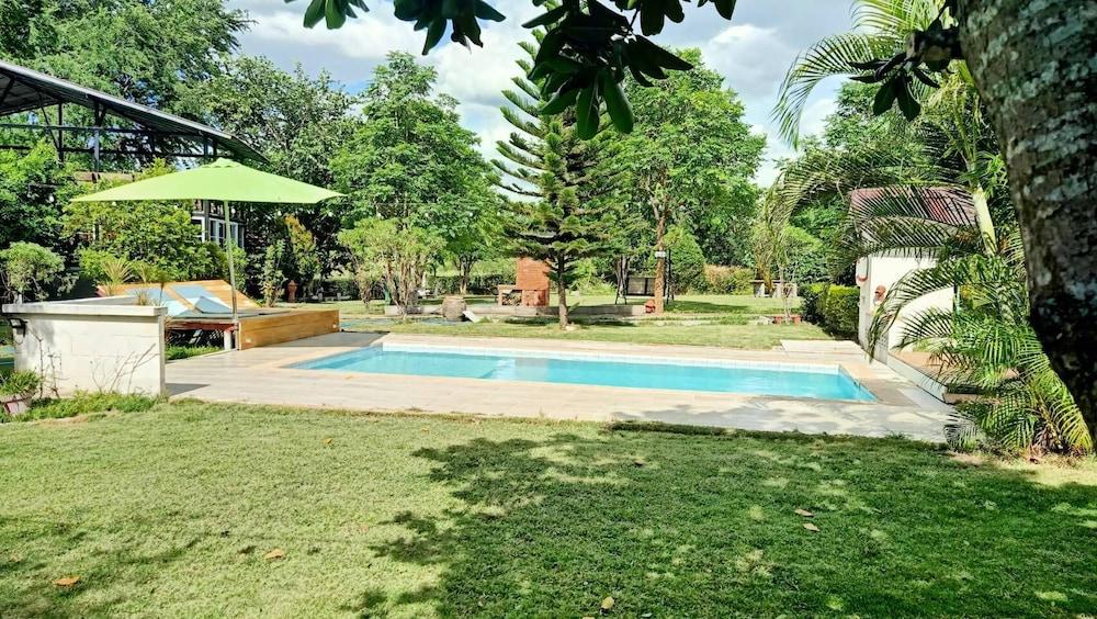 Les Collines Resort Pakchong