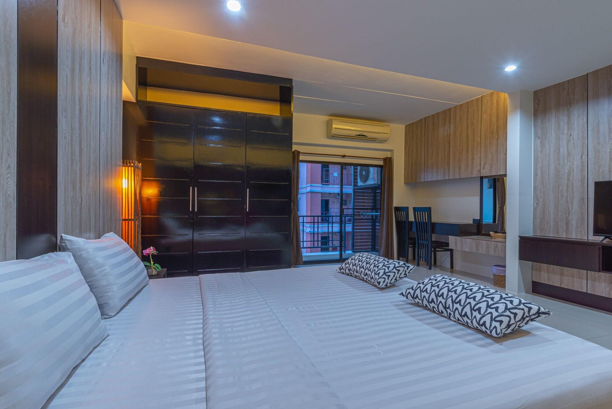 Hotel Grand Marina 3*