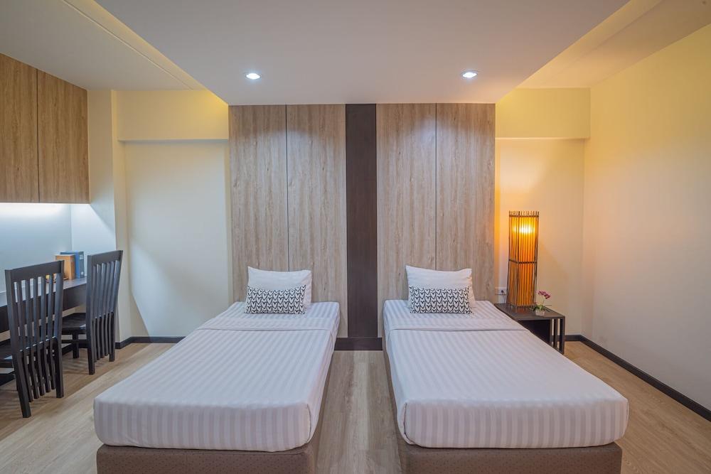 Hotel Grand Marina 3*