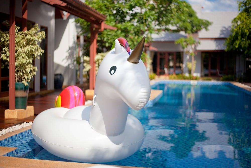 Ardea Pool Amphawa