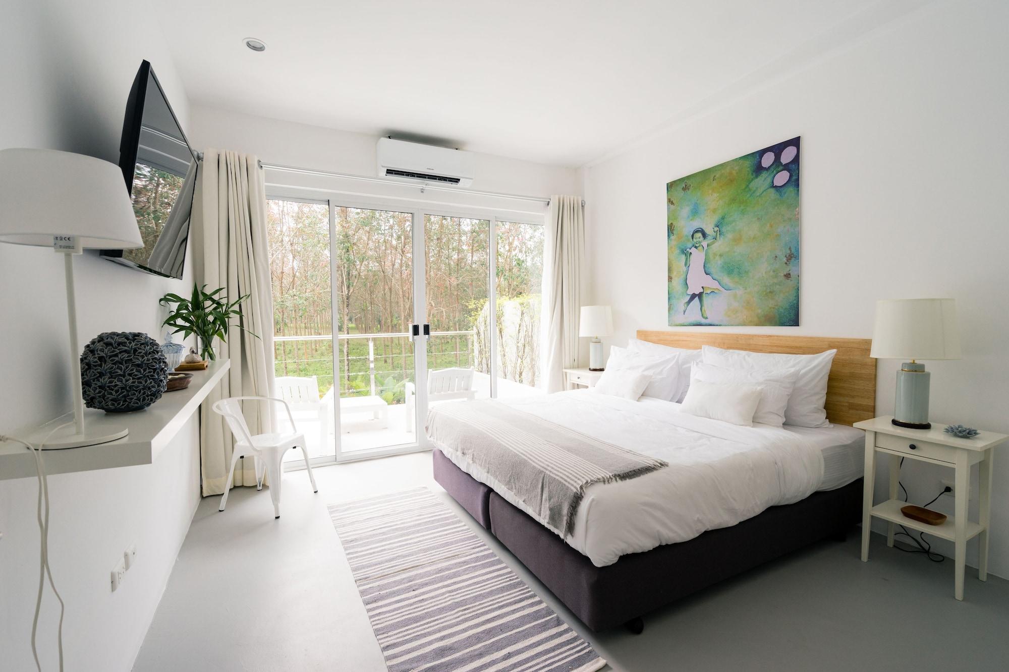 Isara Holiday home *