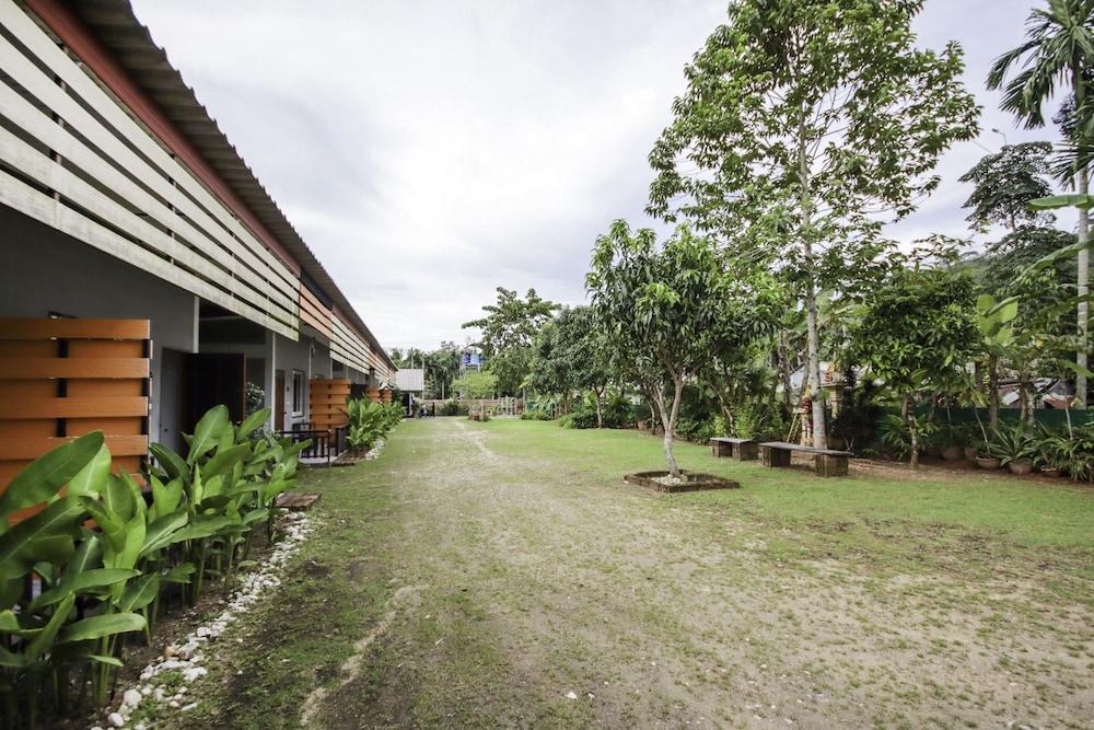 Banana * Khao Lak