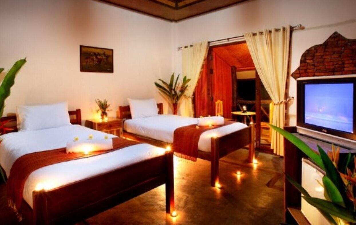 Lodge & Baan Chonphao