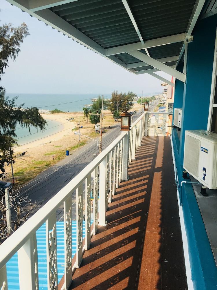I Talay Lodge Botique Hotel