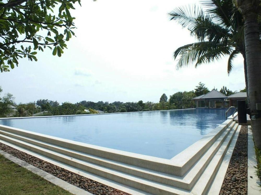 Villa Shalom Casa Seaside Rayong