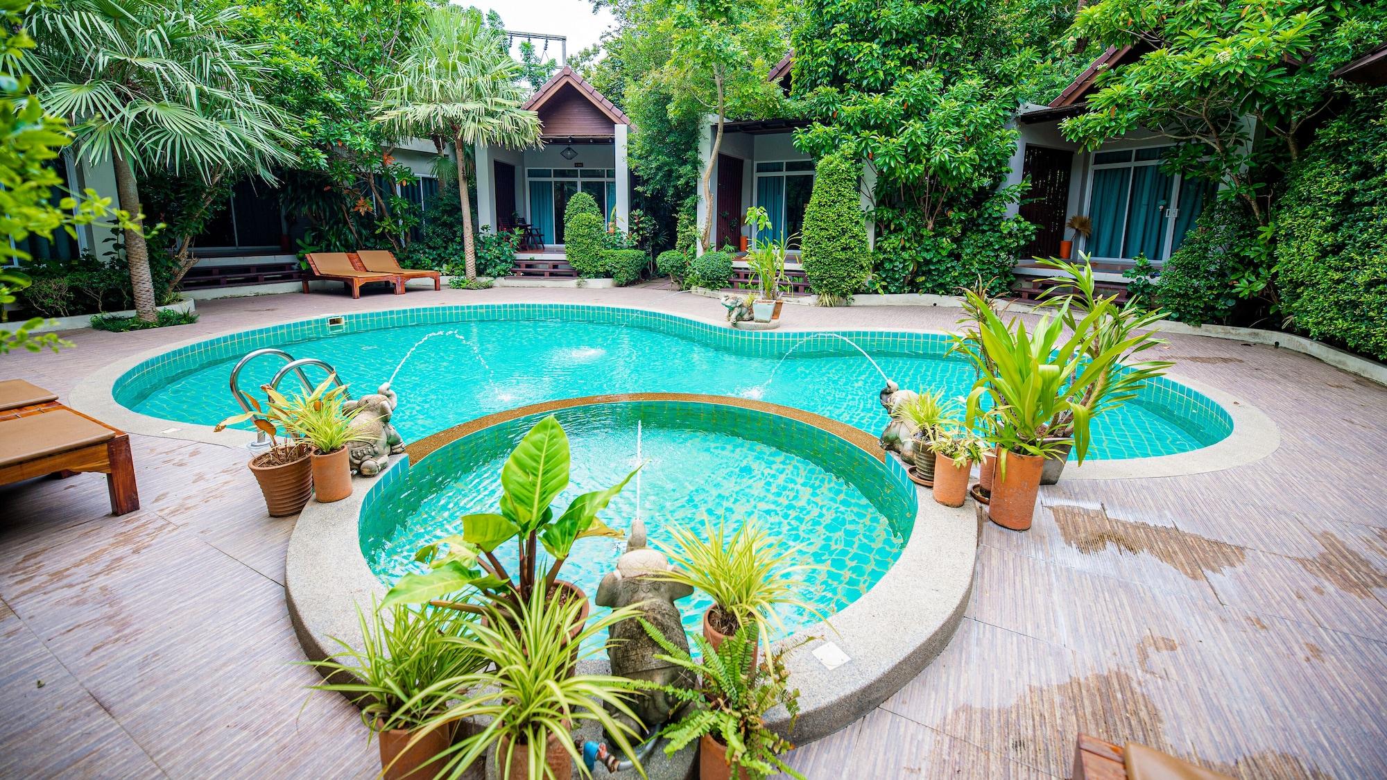 Holiday park Baan Klang Aow 3*