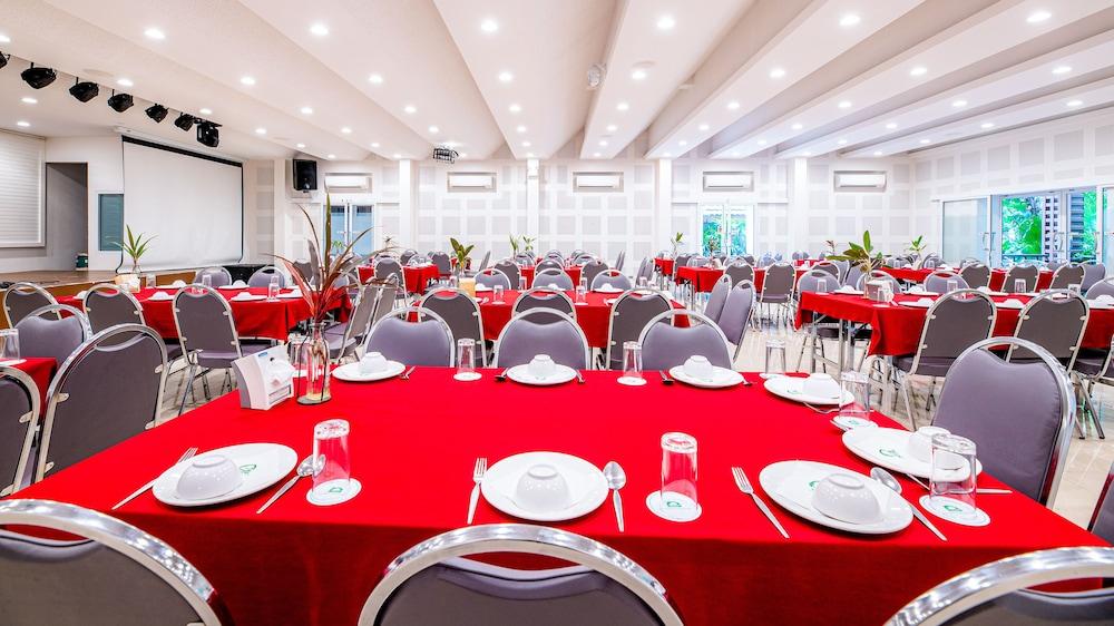 Baan Klang Aow Holiday park
