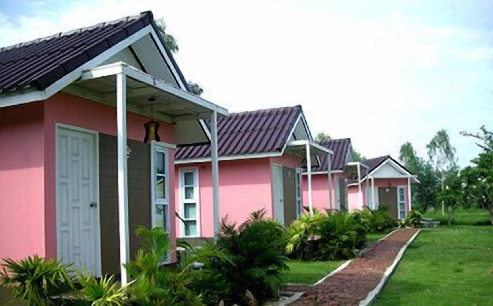 Baan Rim Klong Holiday park Sukhothai