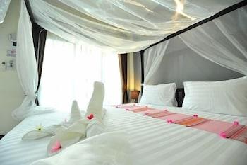 Park & Pool 3*