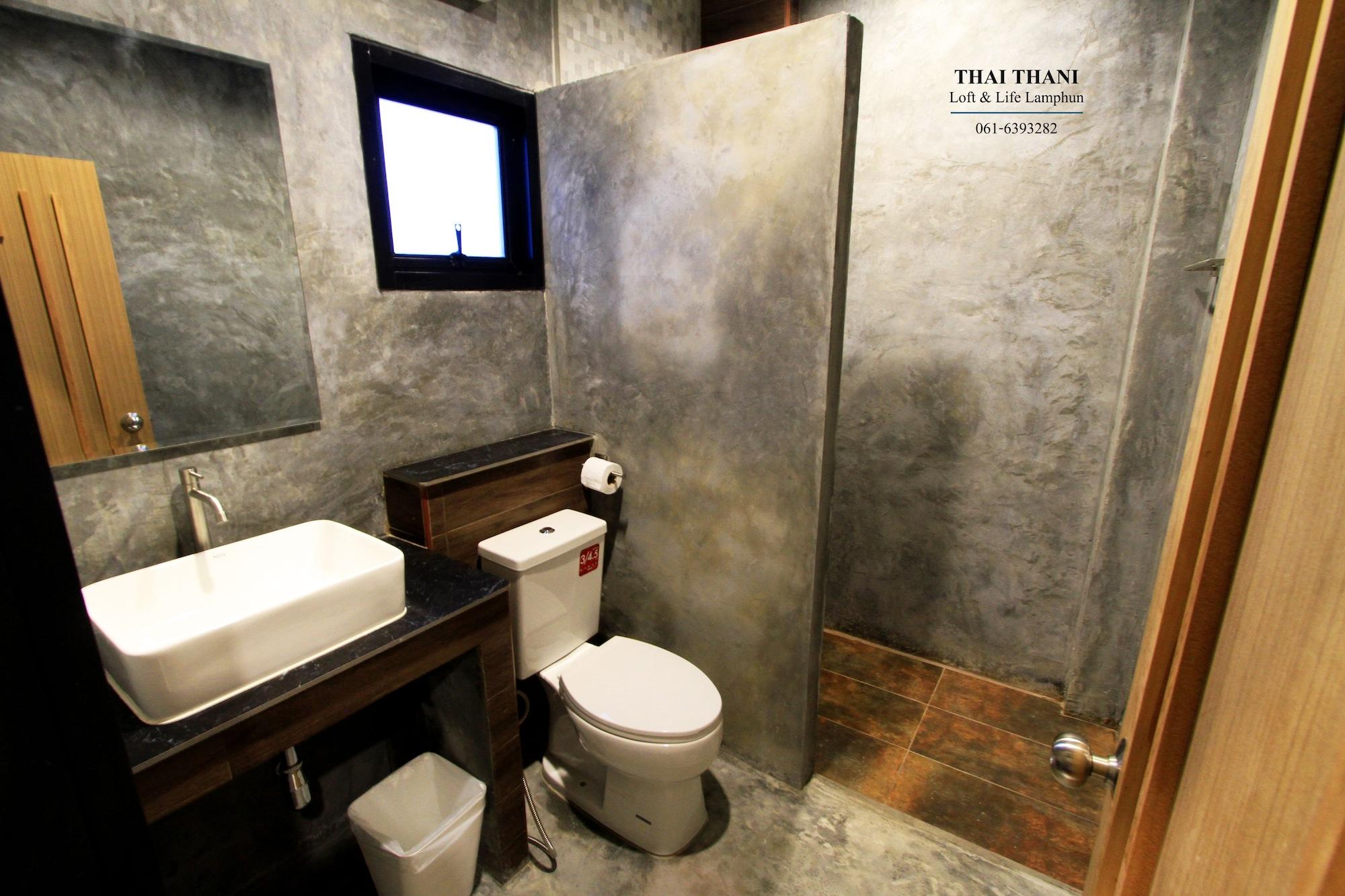 Resort Thai Thani Loft & Life