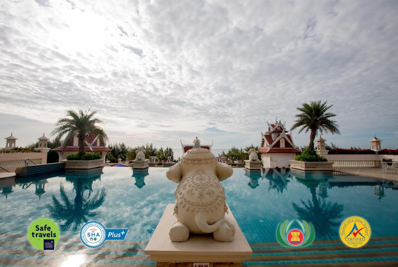 Resort Grand Pacific Sovereign &
