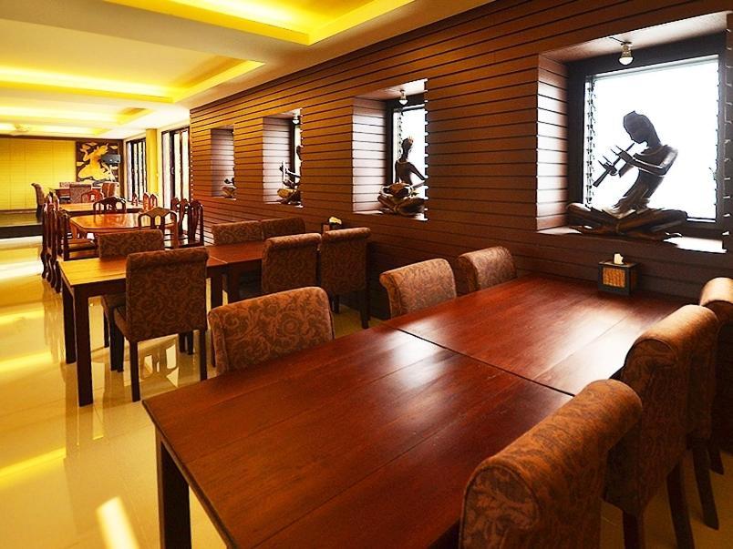 Hotel Baanmo 3*