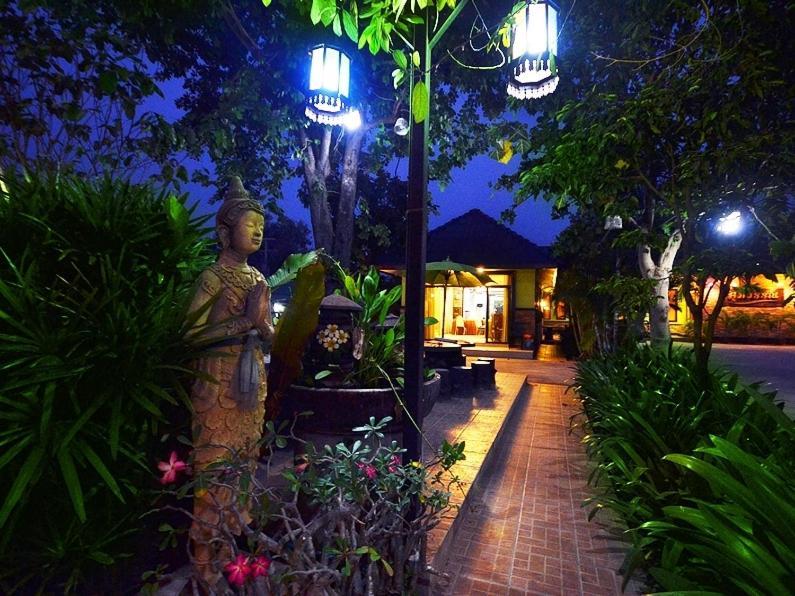 Hotel Baanmo Sukhothai