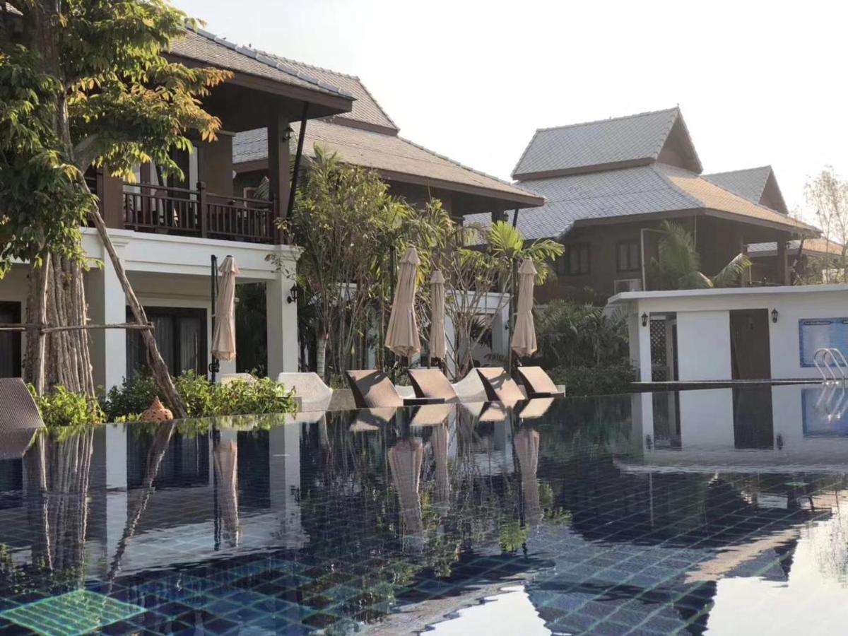 Hotel Lanna Deer Chiang Mai