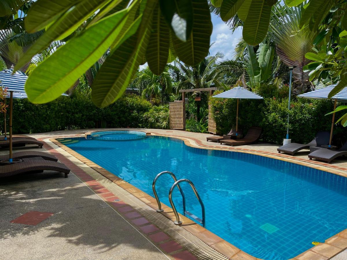 Phuvara Boutique Aonang Resort 3*