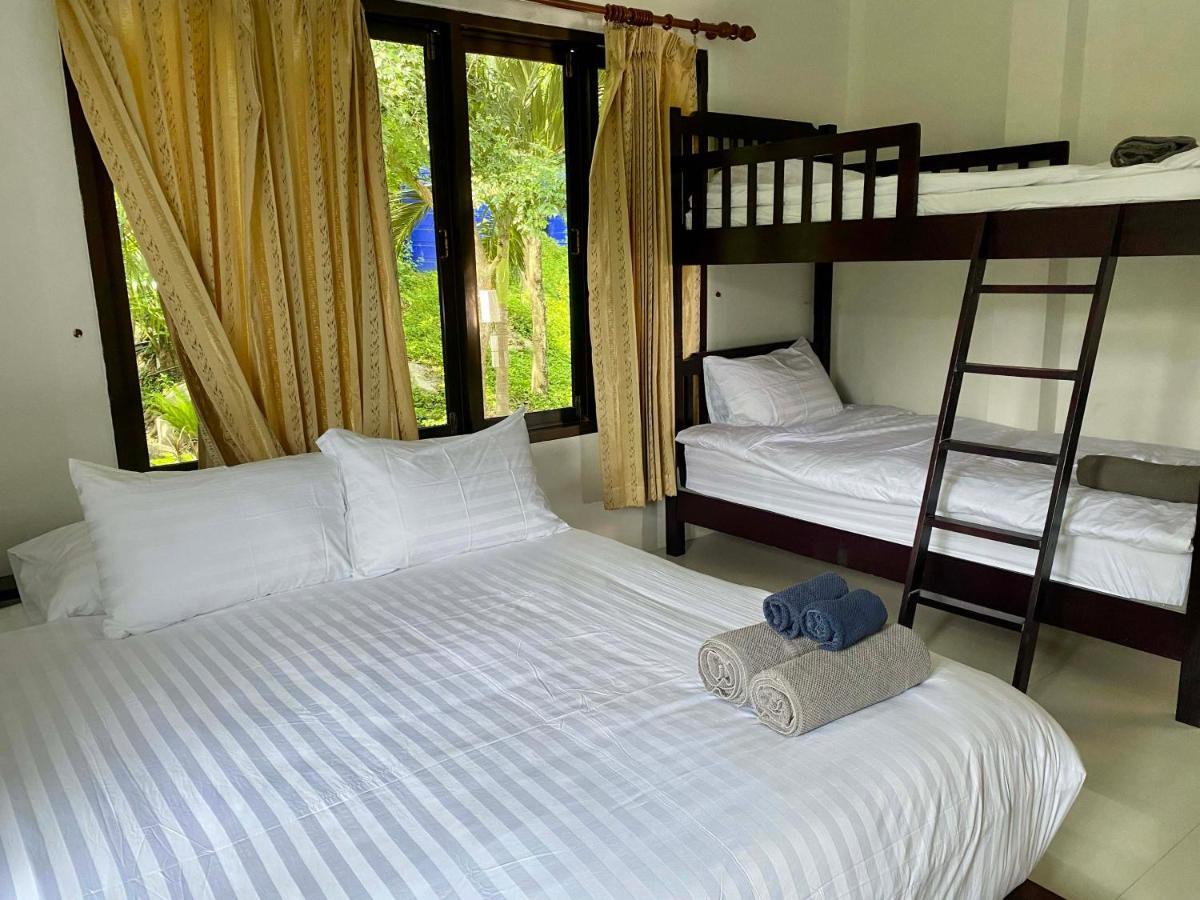 Seaview Garden Apartment