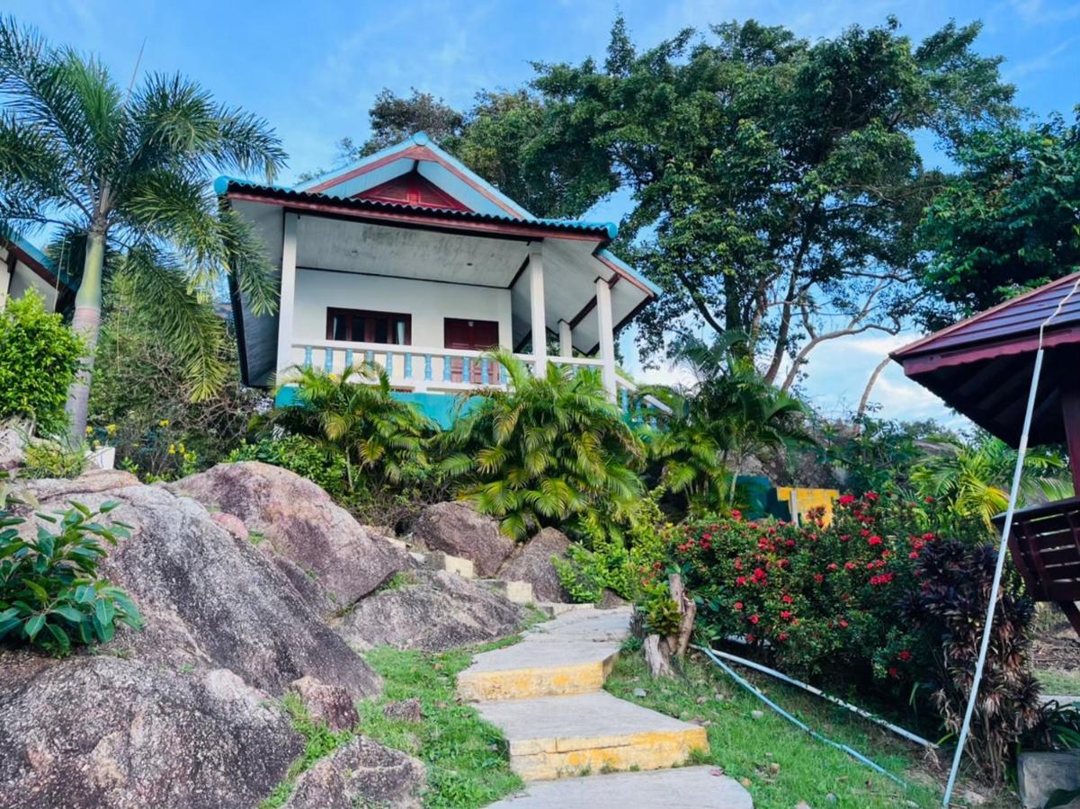 Resort Dragon Hut
