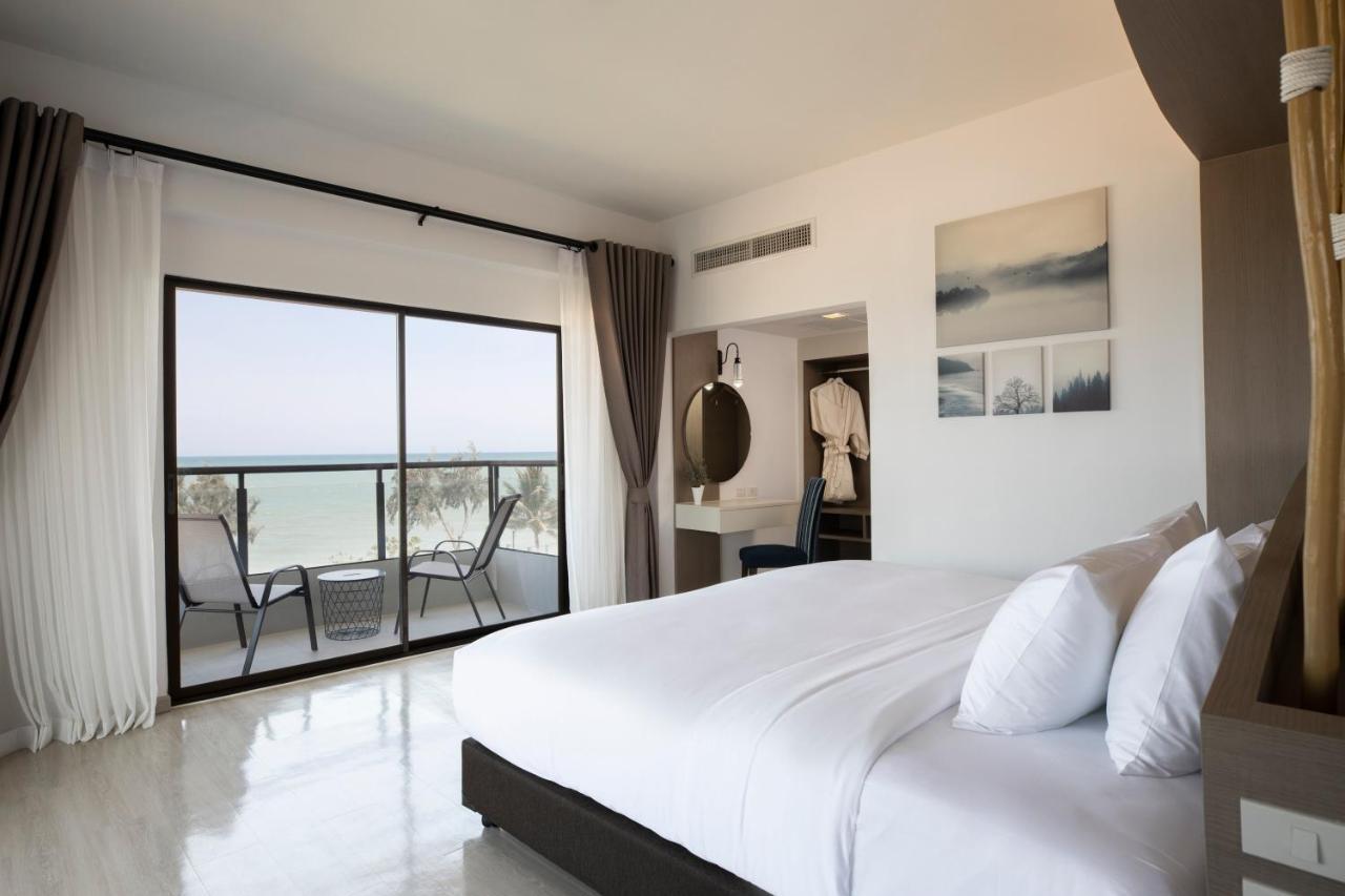 Centara Life Hua Hin 4* Cha-Am