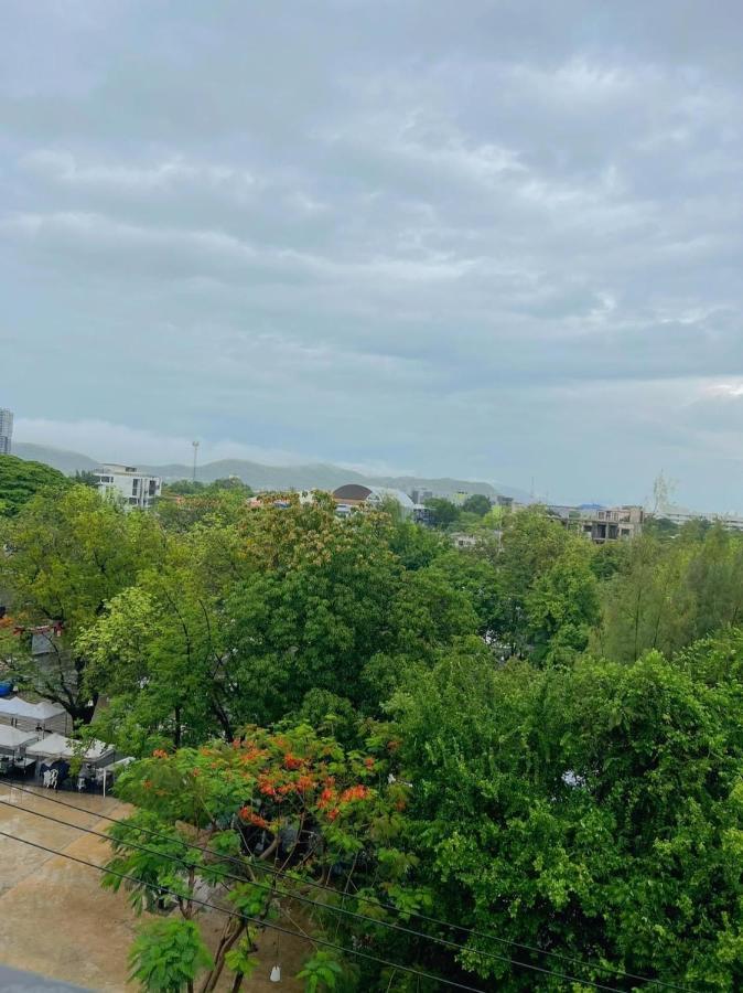 La Habana By Ying Hua Hin