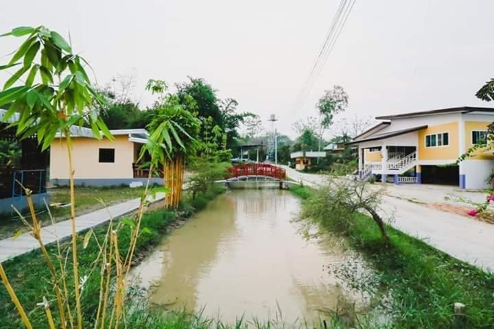 บ้านสวนชนะจน Guest house *