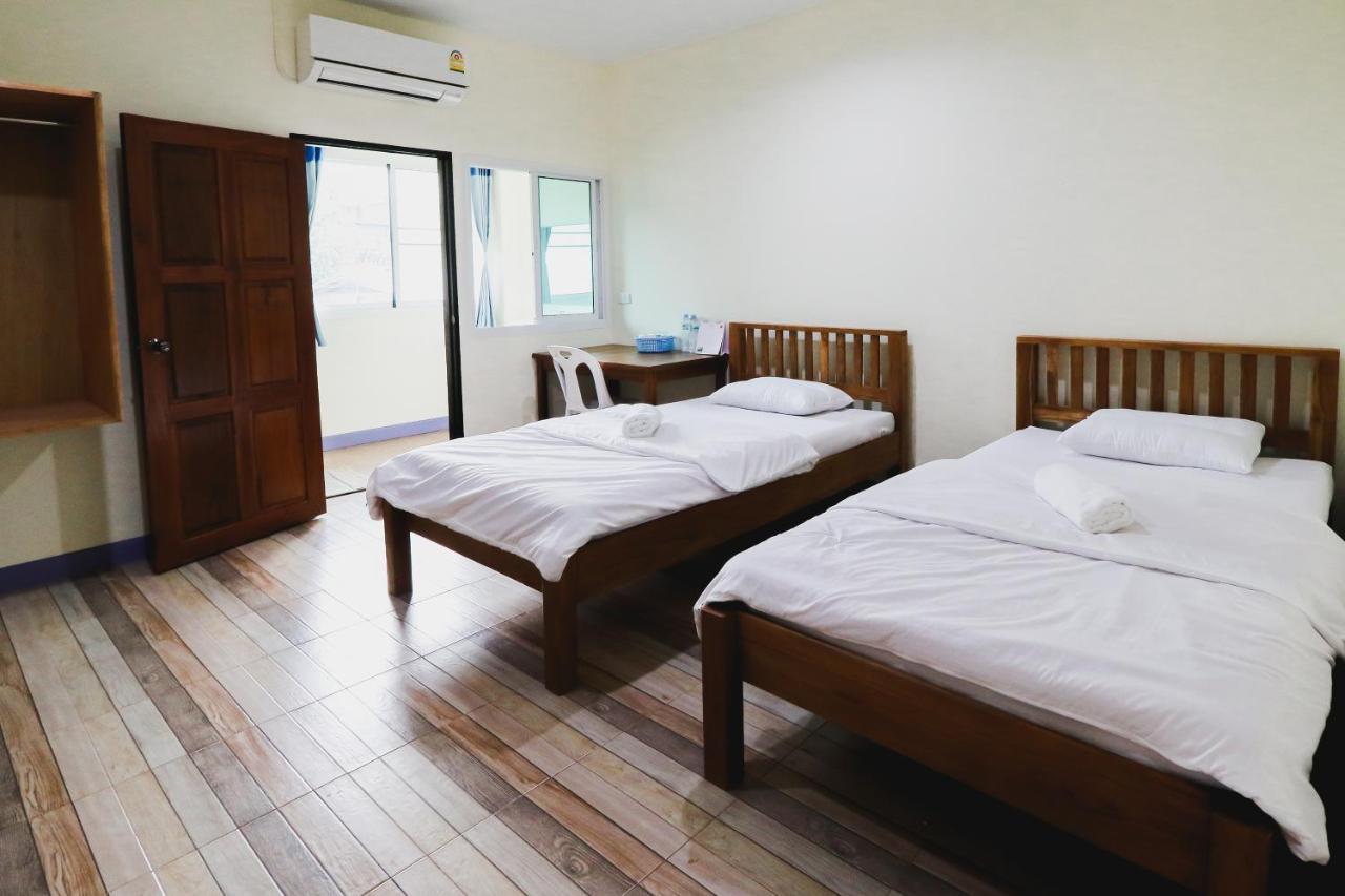 Guest house บ้านสวนชนะจน *