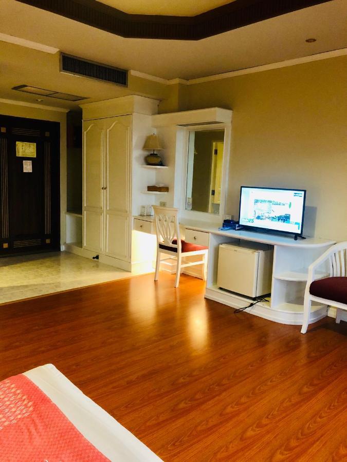 Hermitage Korat-sha Hotel