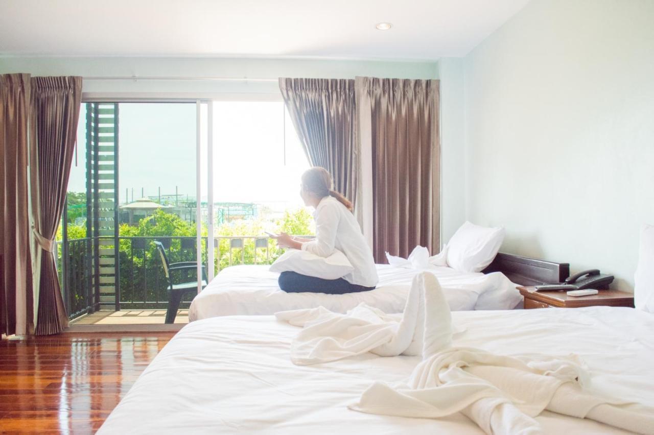 Menam Resort 4*