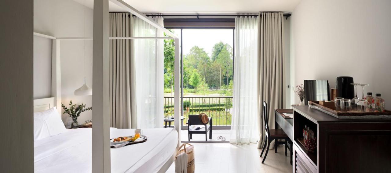 Flora Creek 5*