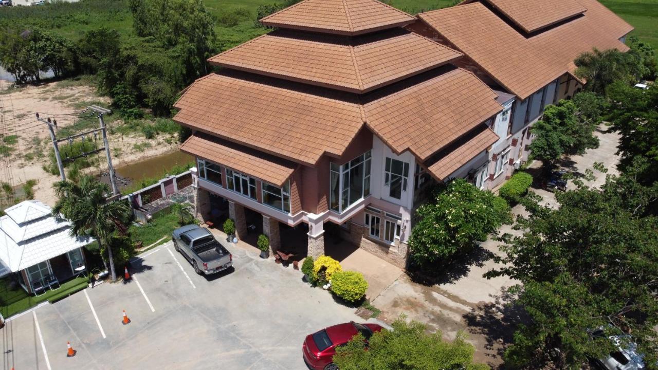 Phusuay Park View Hotel Chaiyaphum