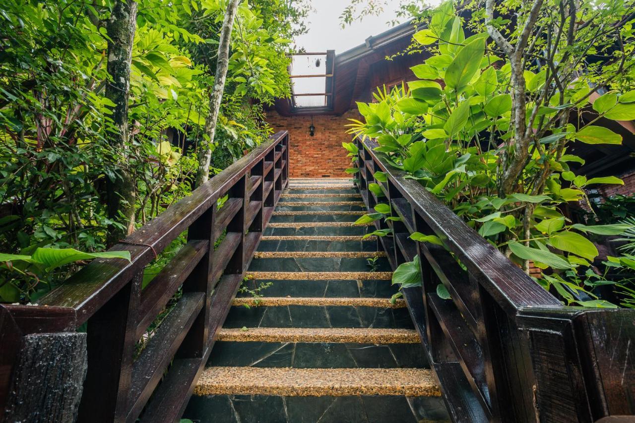 Phu Pha Aonang & Resort 3*