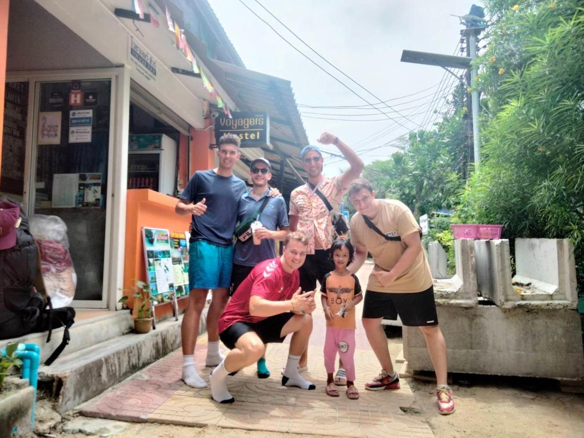 Voyagers * Phi Phi Don
