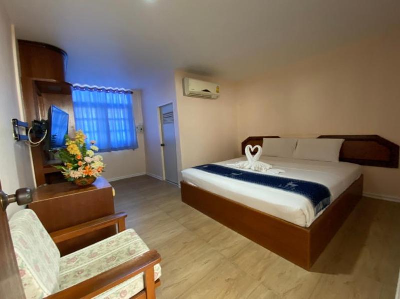 Hotel Imperial Sakon 3*