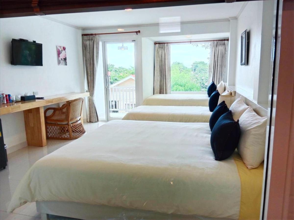 Riviera Resort Ko Lan