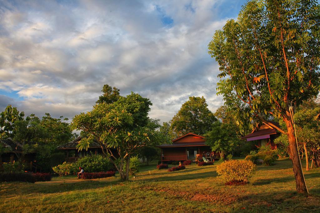 Romantic Time Mountain Resort Pai