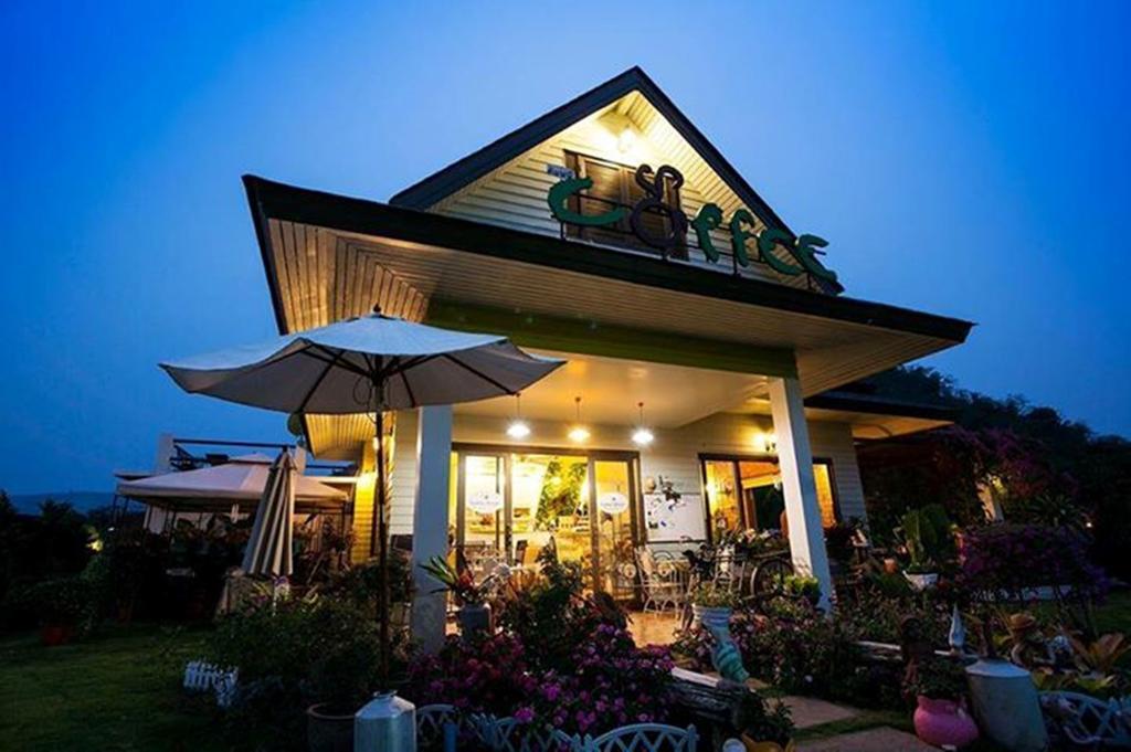 Resort @ Hill 2*