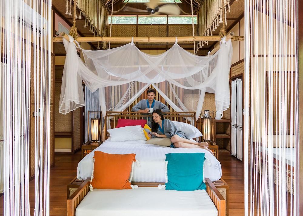 Resort The Float House River Kwai 4*